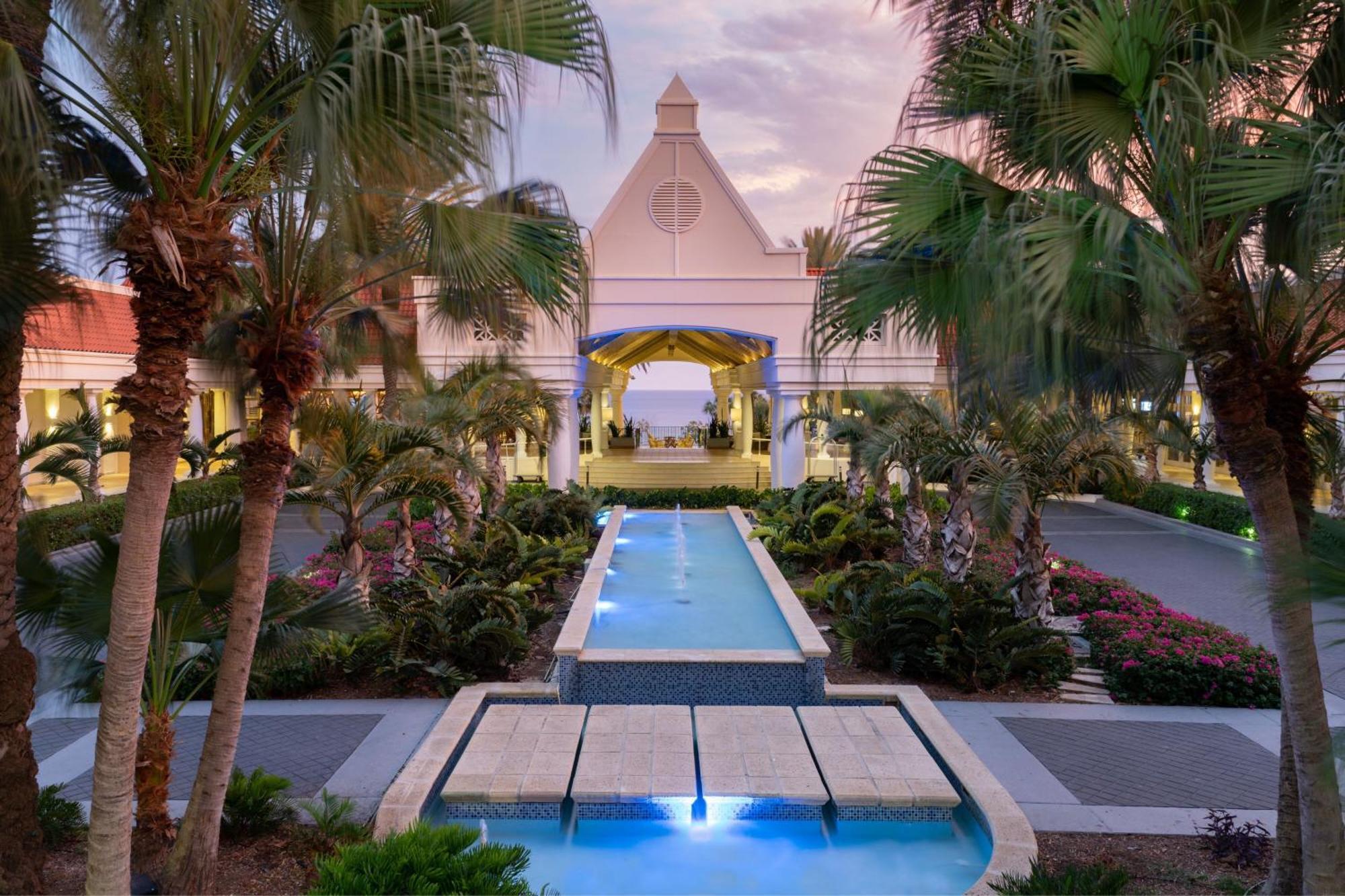 Curacao Marriott Beach Resort Willemstad Exterior photo